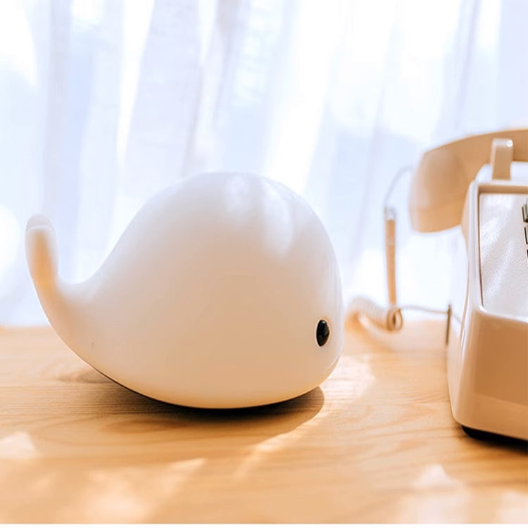 WhaleLamp™ – Luminária LED Noturna Baleia de Silicone Recarregável para Quarto e Decoração